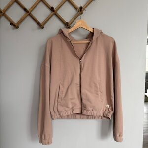 Vuori Women’s Size Small/Medium Zip Jacket Hoodie in Pink